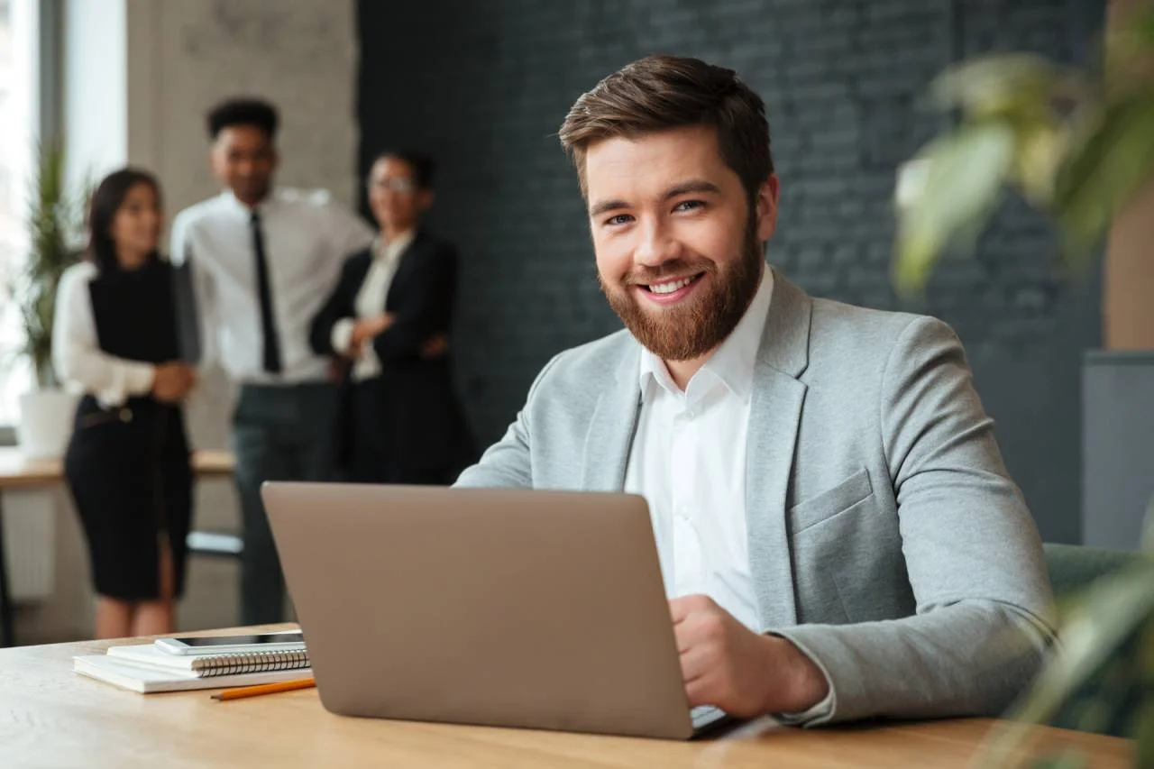 gestionnaire de paie et social