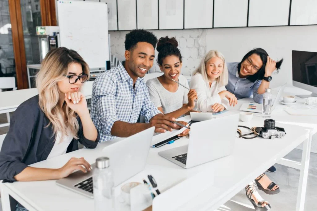 Comment devenir entrepreneur ? 2 metier assistant manager