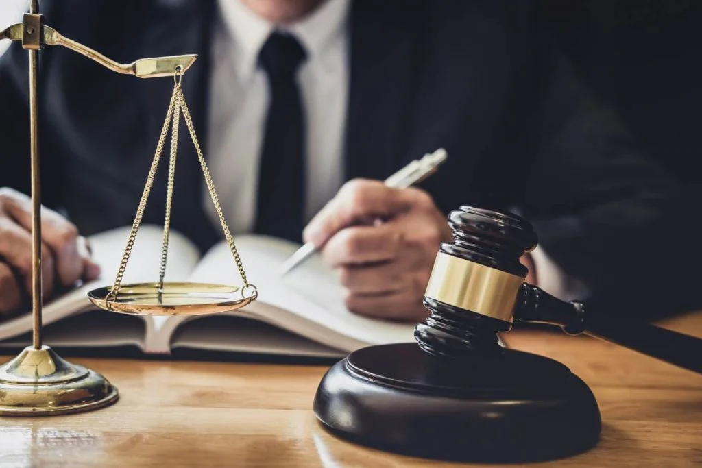 Métiers par secteur 21 secteur droit et justice